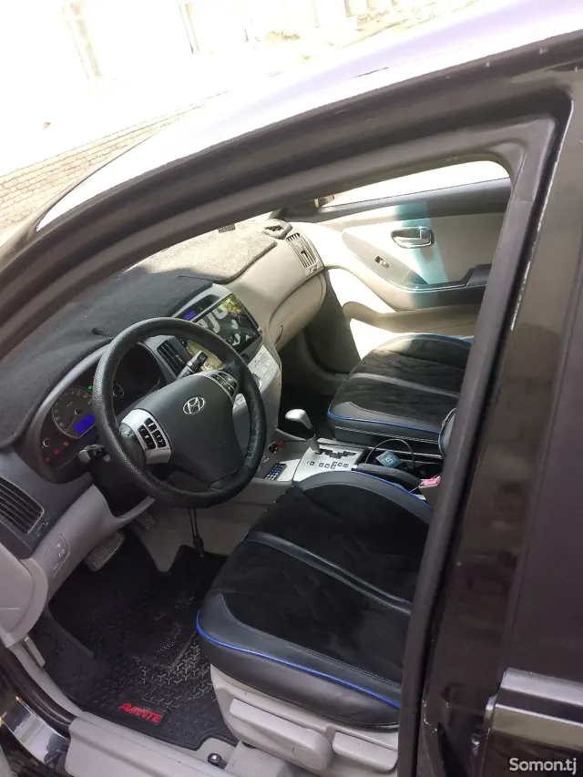 Hyundai Avante 2007 · 1.6 AT