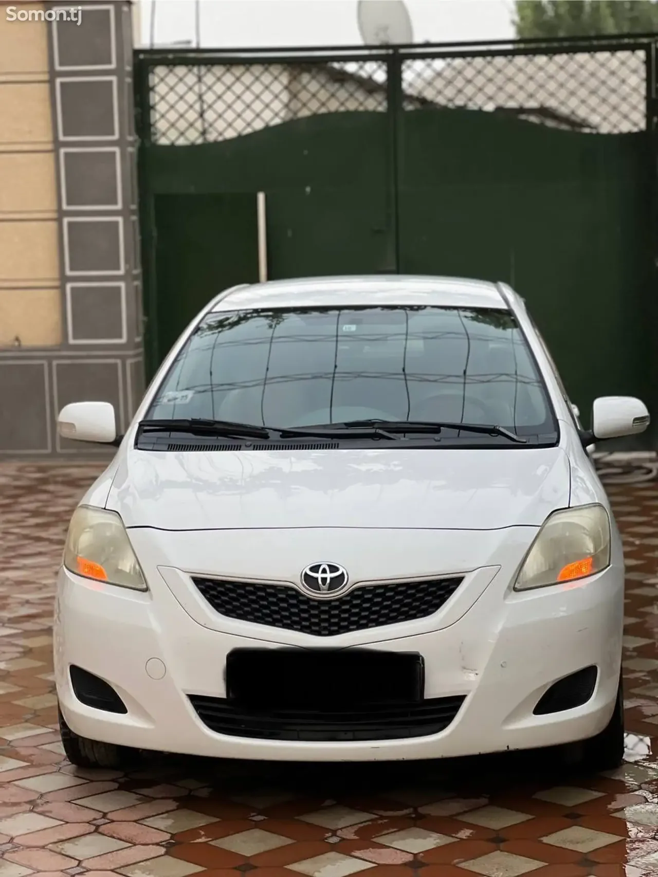 Toyota Belta 2008 · 1.1 AT