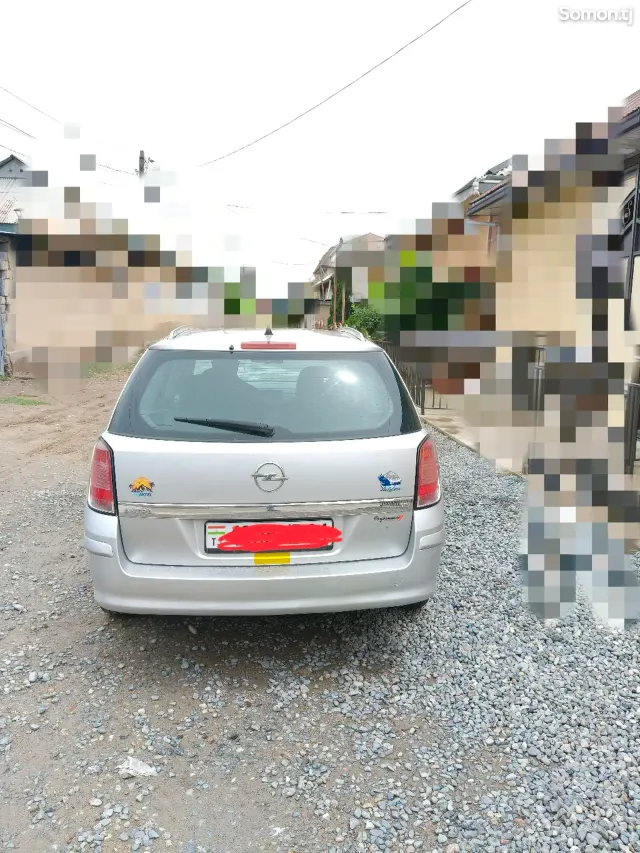 Opel Astra H 2006 · 1.8 MT