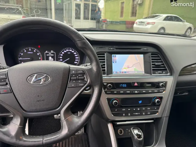 Hyundai Sonata 2014 · 2.0 AT