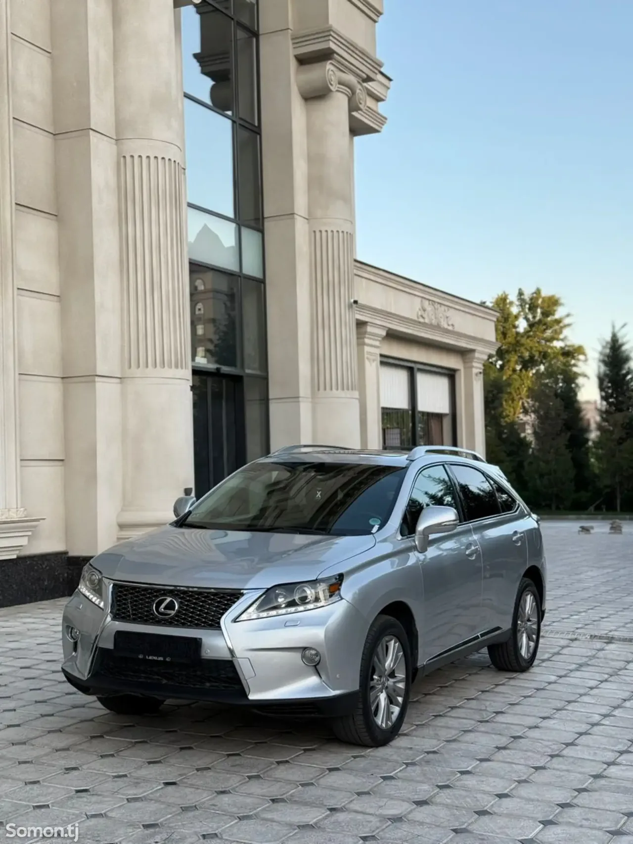 Lexus RX series 2013 · 3.5 AT