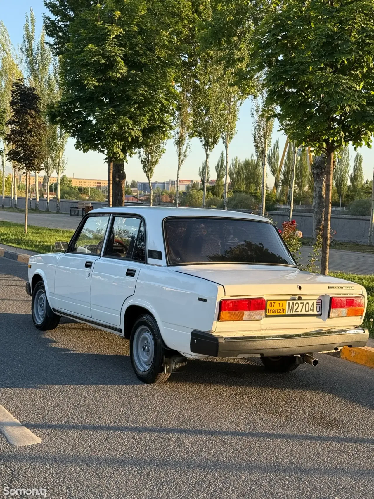 Lada (ВАЗ) 2107 2004 · 1.5 MT