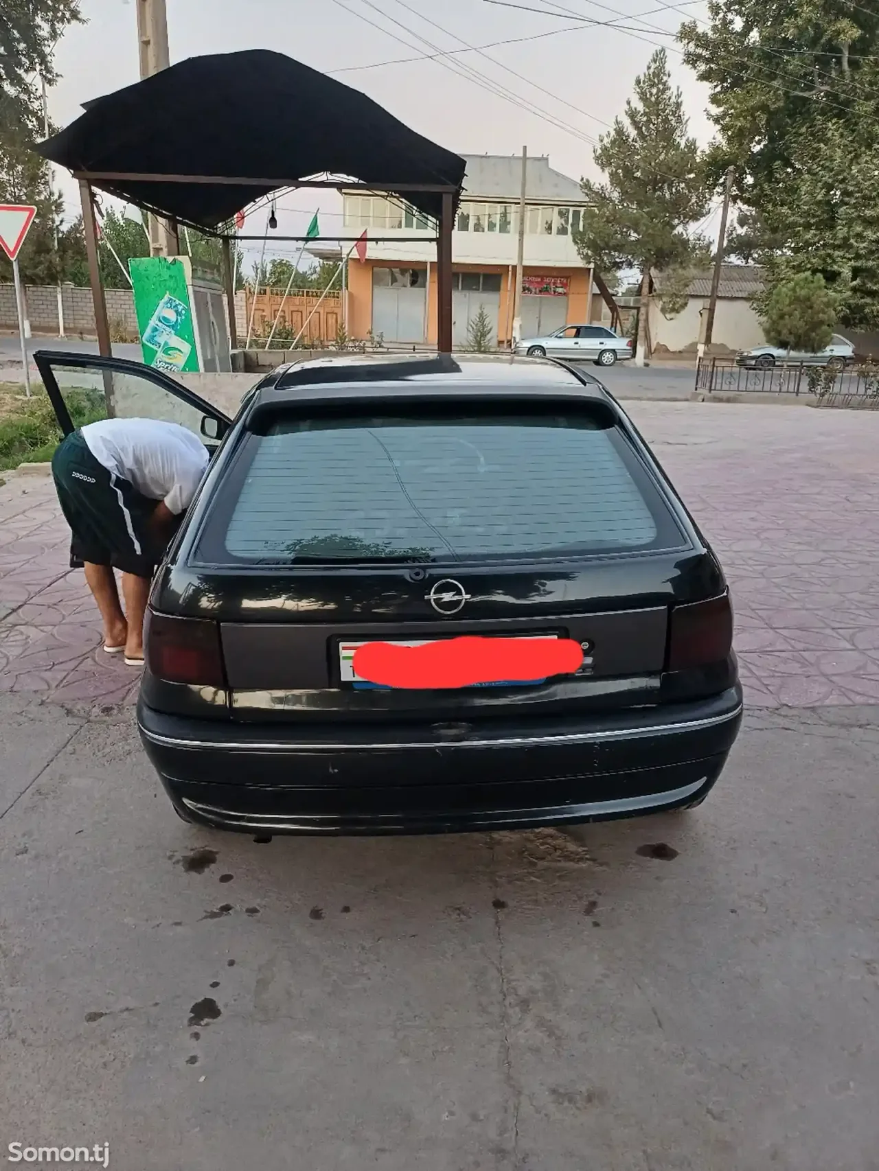 Opel Astra F 1997 · 1.6 MT