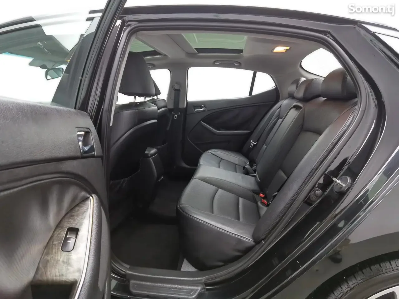 Kia K5 2014 · 2.0 AT