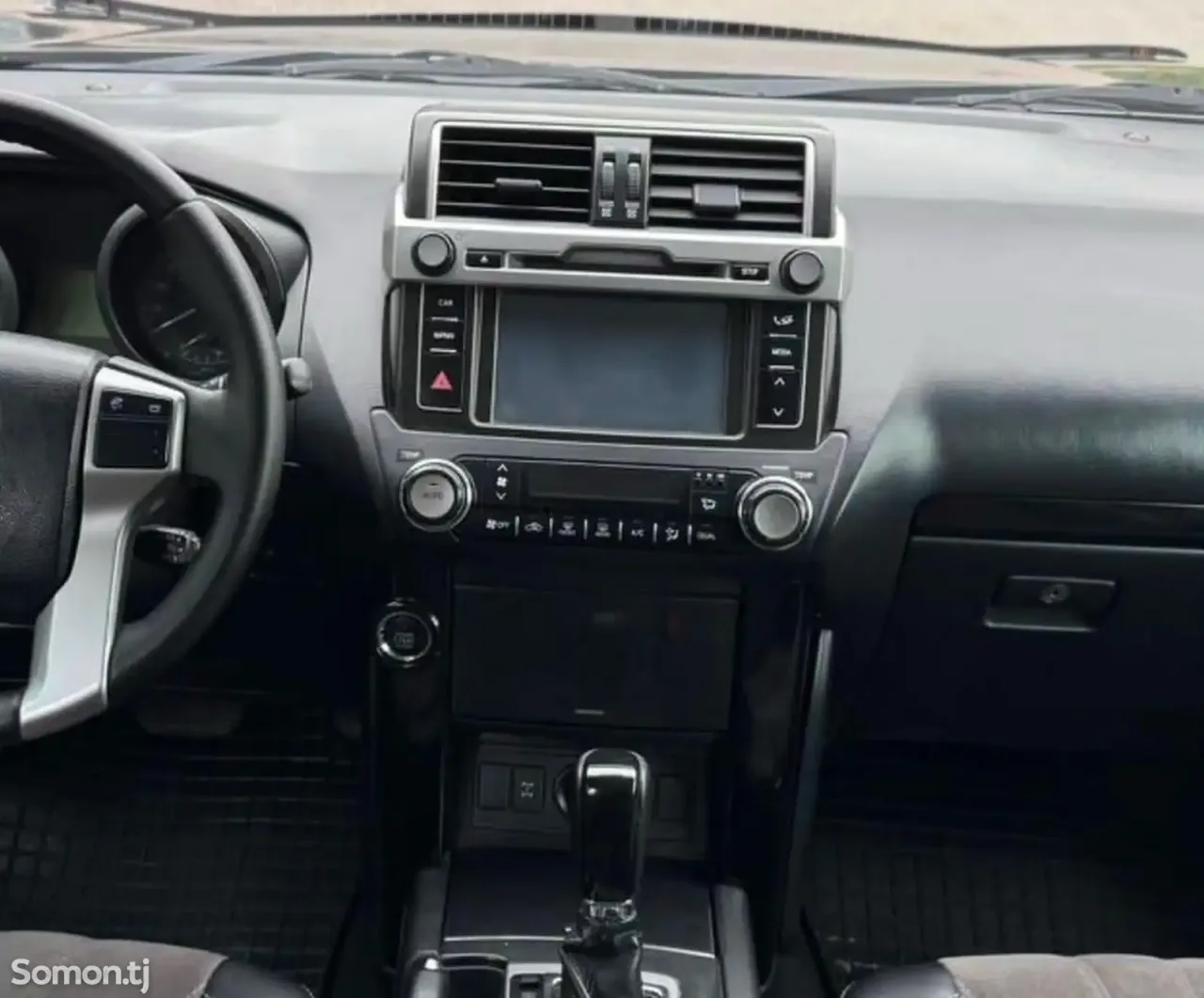Toyota Land Cruiser Prado 2013 · 3.0 AT