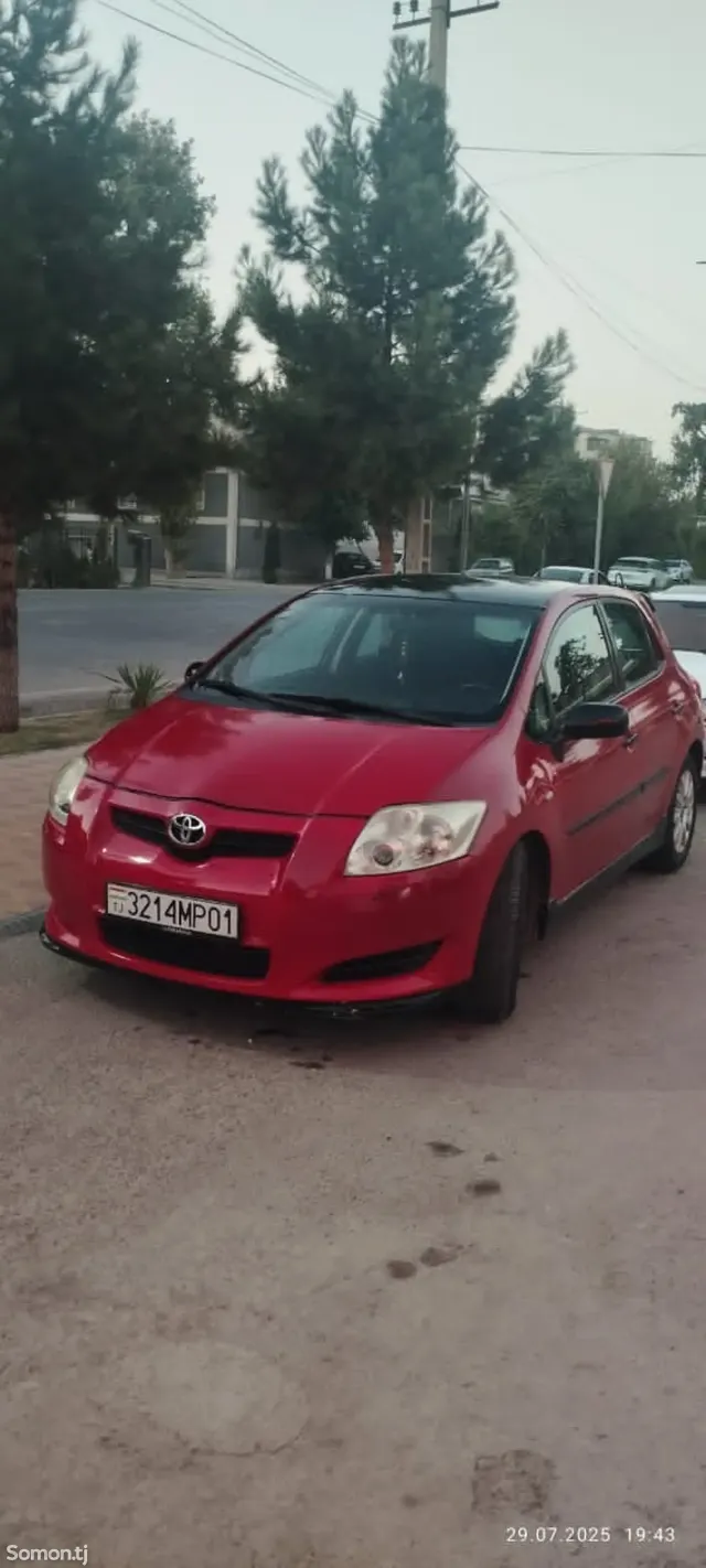 Toyota Auris 2007 · 1.4 MT