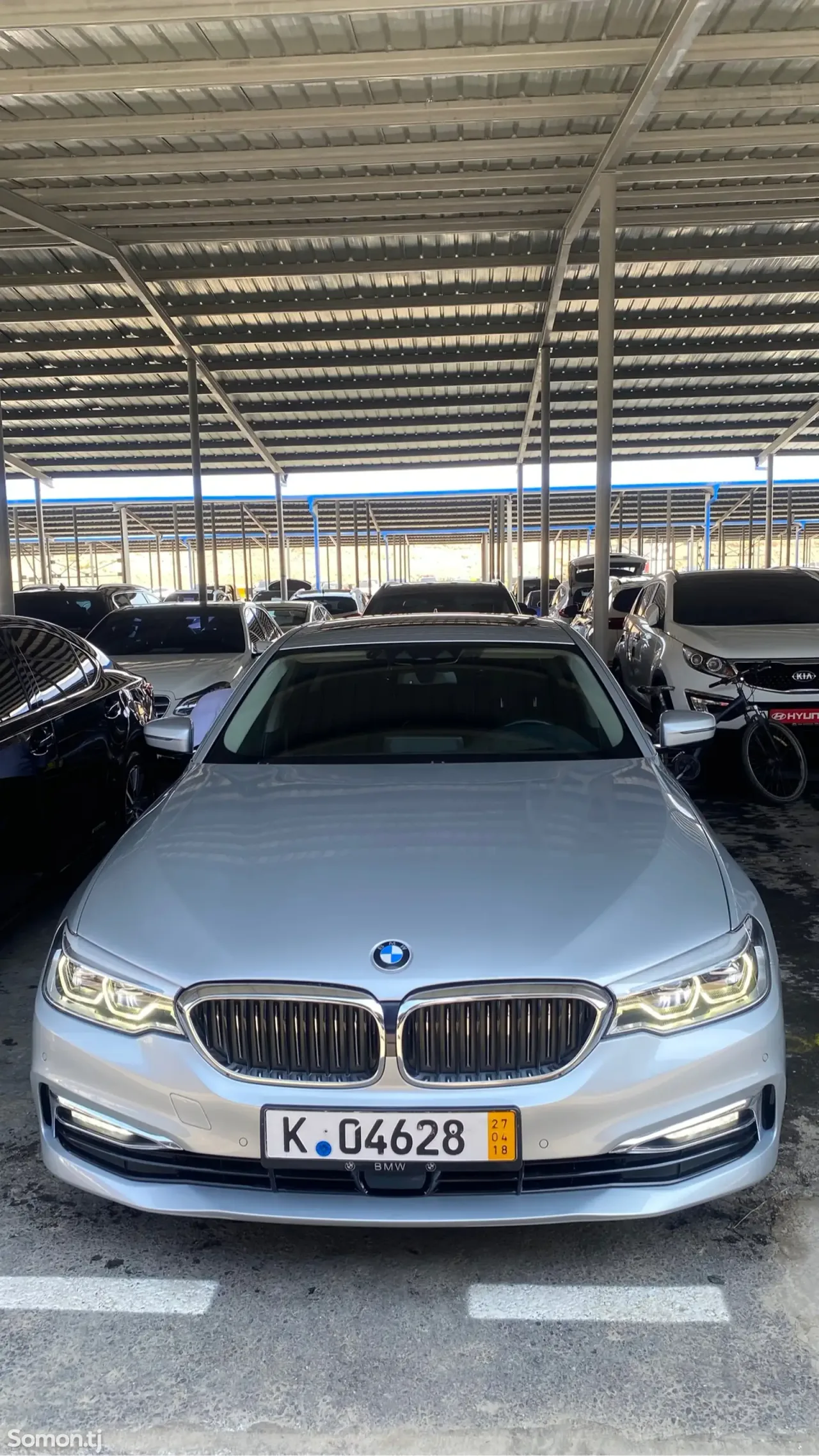 BMW 5 series 2019 · 2.0 AT