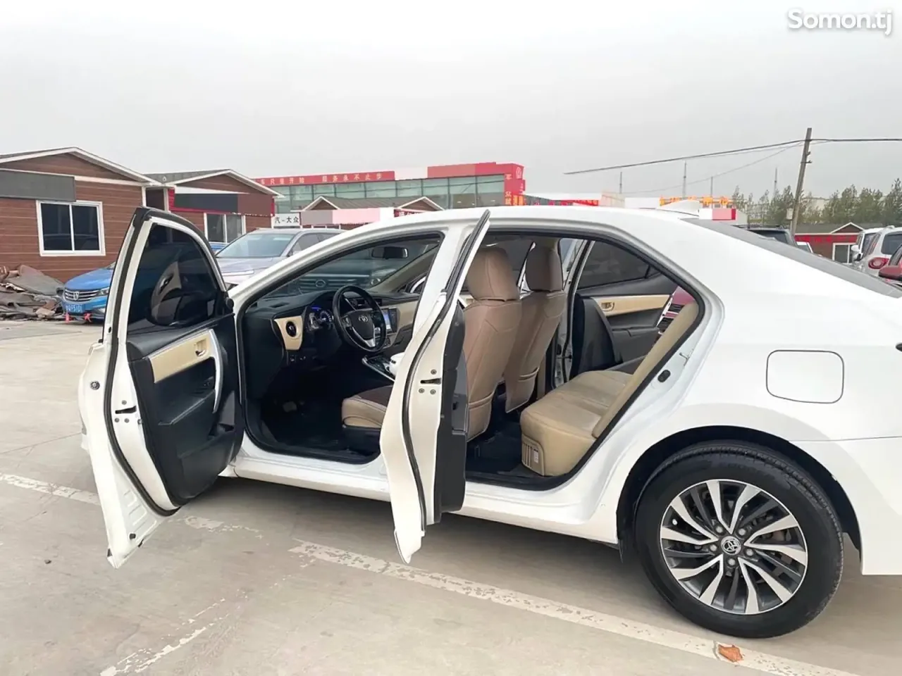 Toyota Corolla 2018 · 1.8 AT