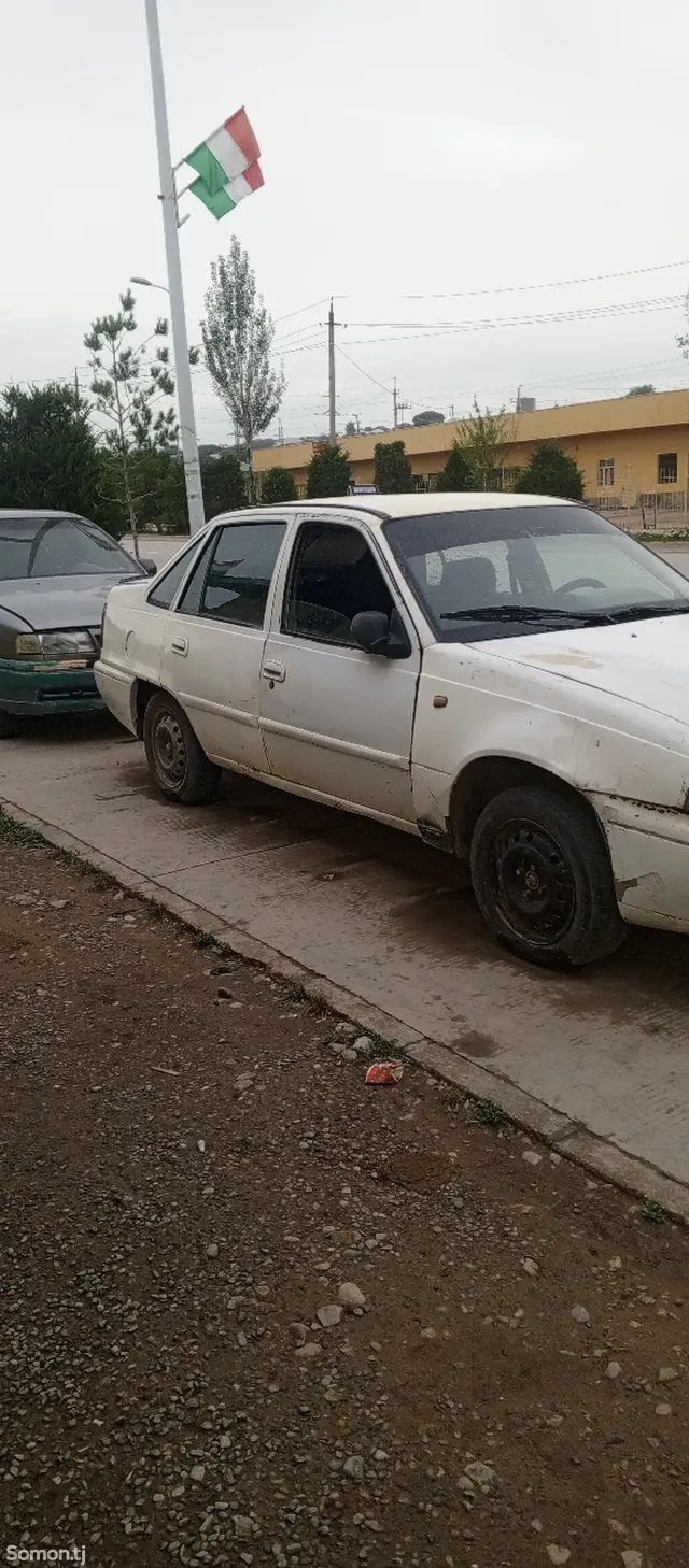 Daewoo Nexia 1997 · 1.6 MT