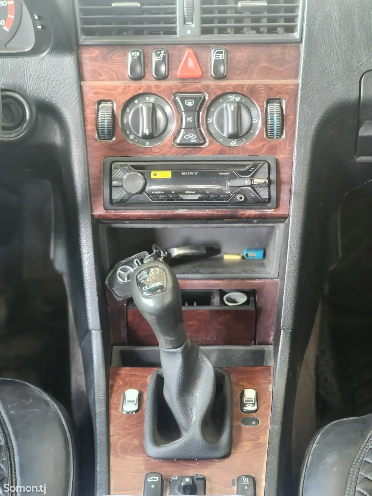 Mercedes-Benz C class 1998 · 2.2 MT