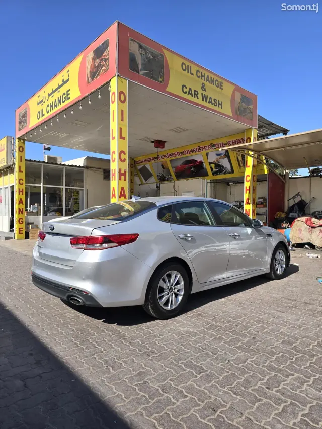 Kia Optima 2018 · 2.4 AT