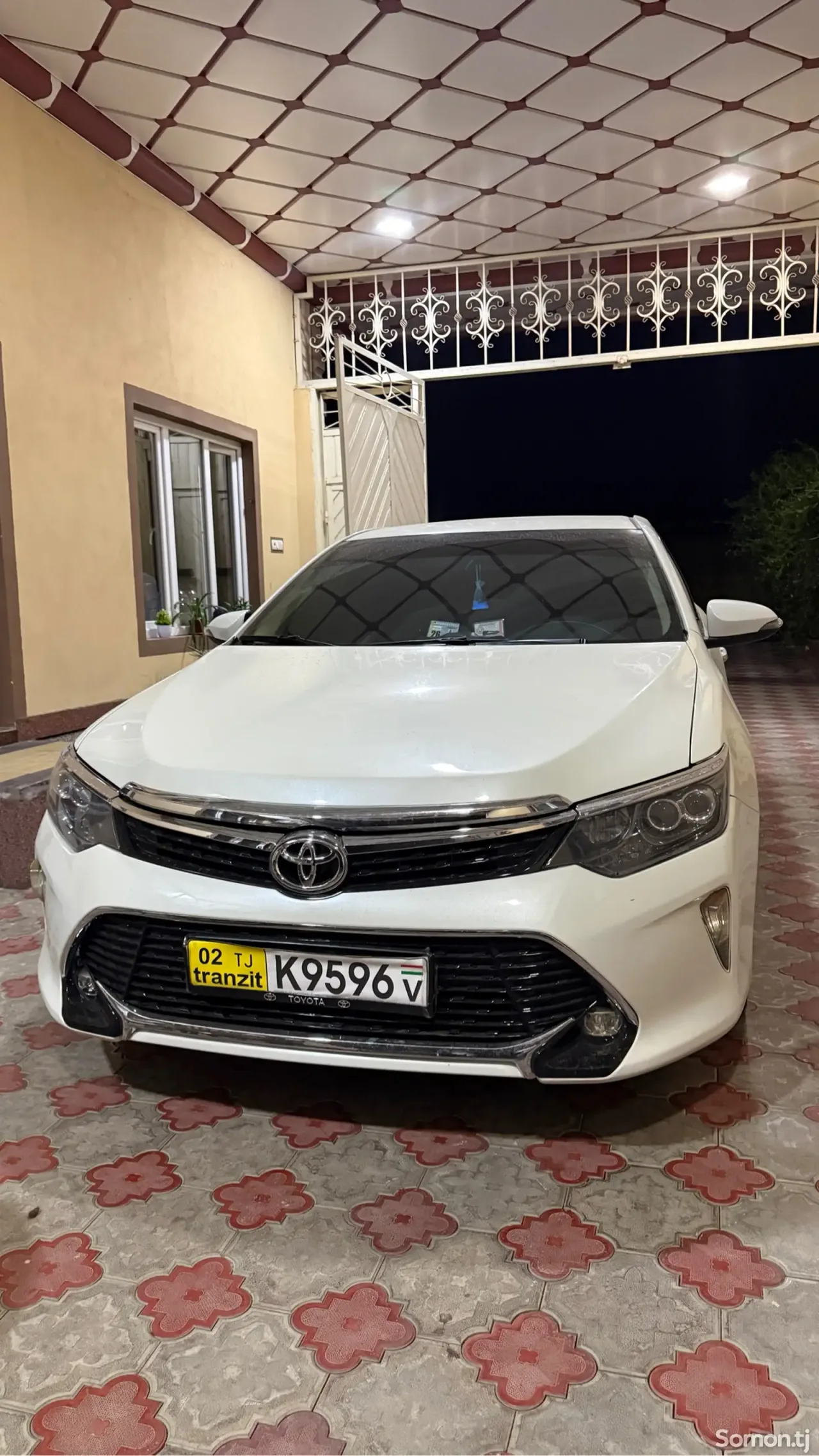 Toyota Camry 2013 · 2.5 AT