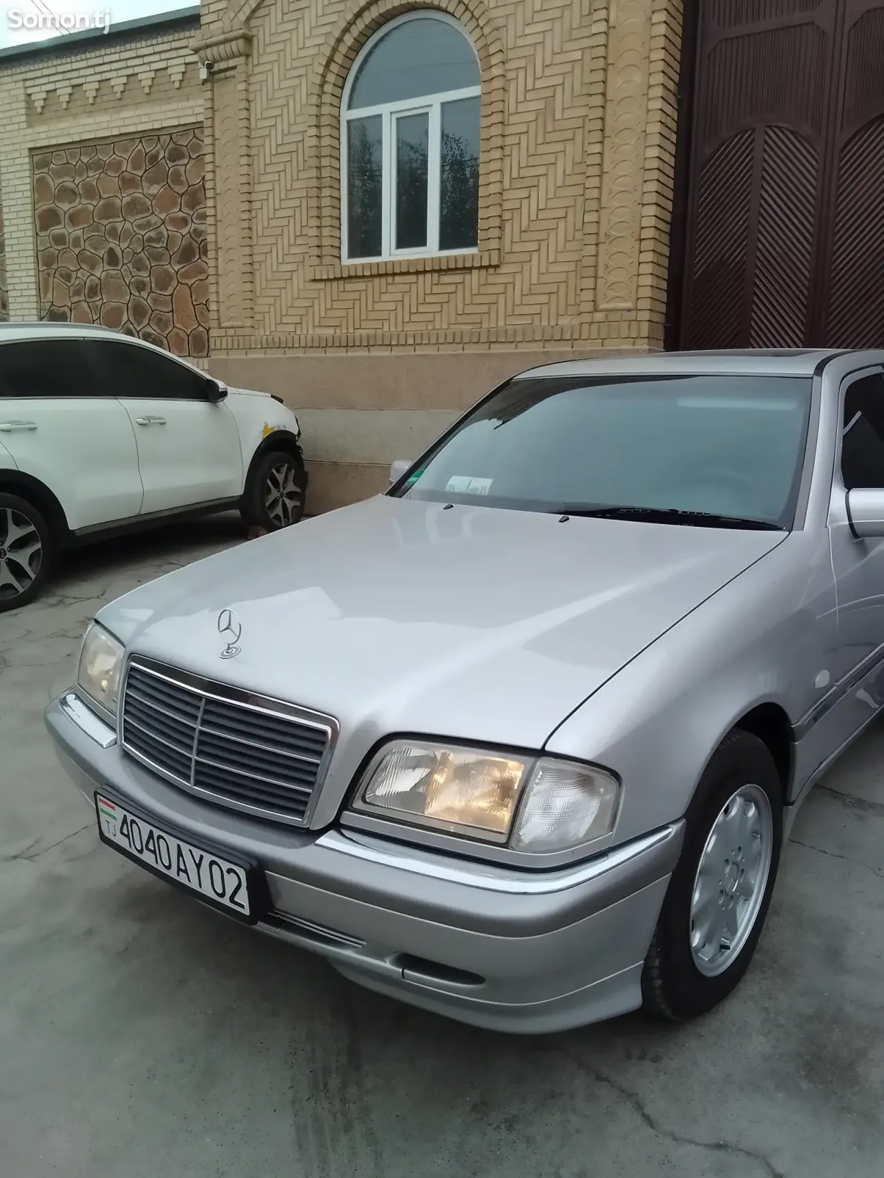 Mercedes-Benz C class 1999 · 2.4 AT