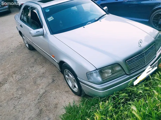 Mercedes-Benz C class 1995 · 1.8 MT