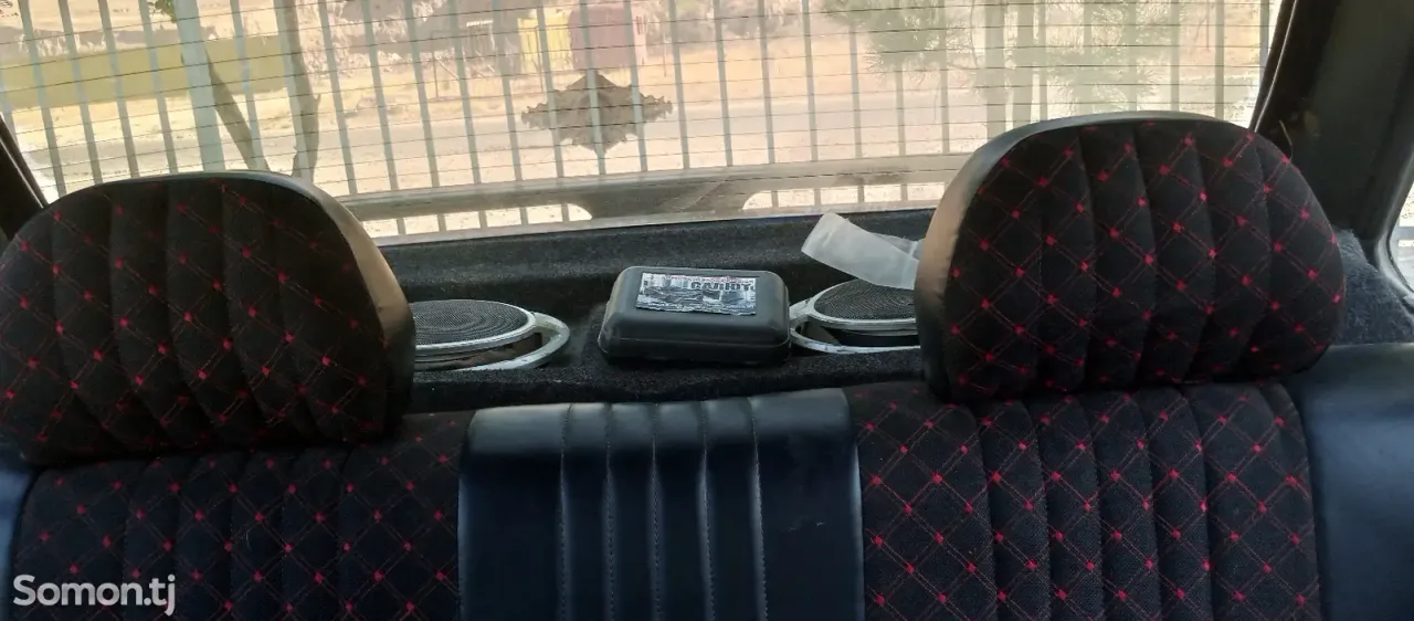 Lada (ВАЗ) 2115 2006 · 1.5 MT