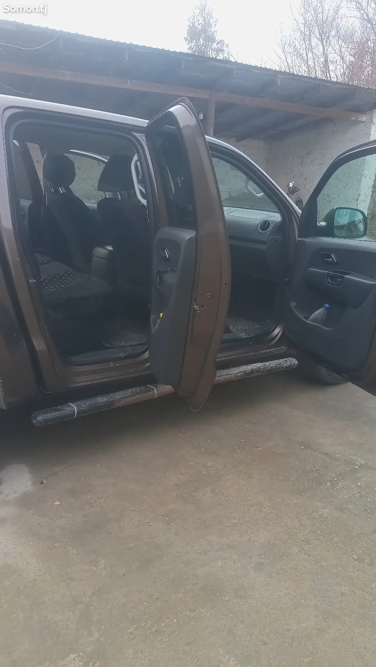 Volkswagen Amarok 2012 · 2.0 MT