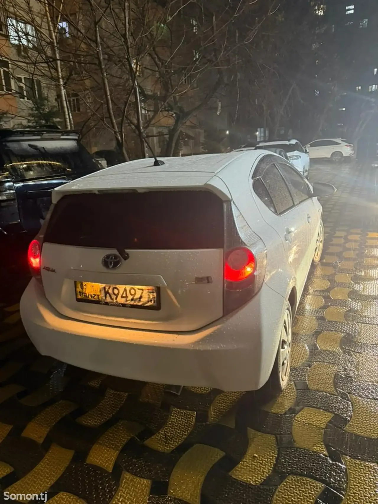Toyota Aqua 2014 · 1.5 AT