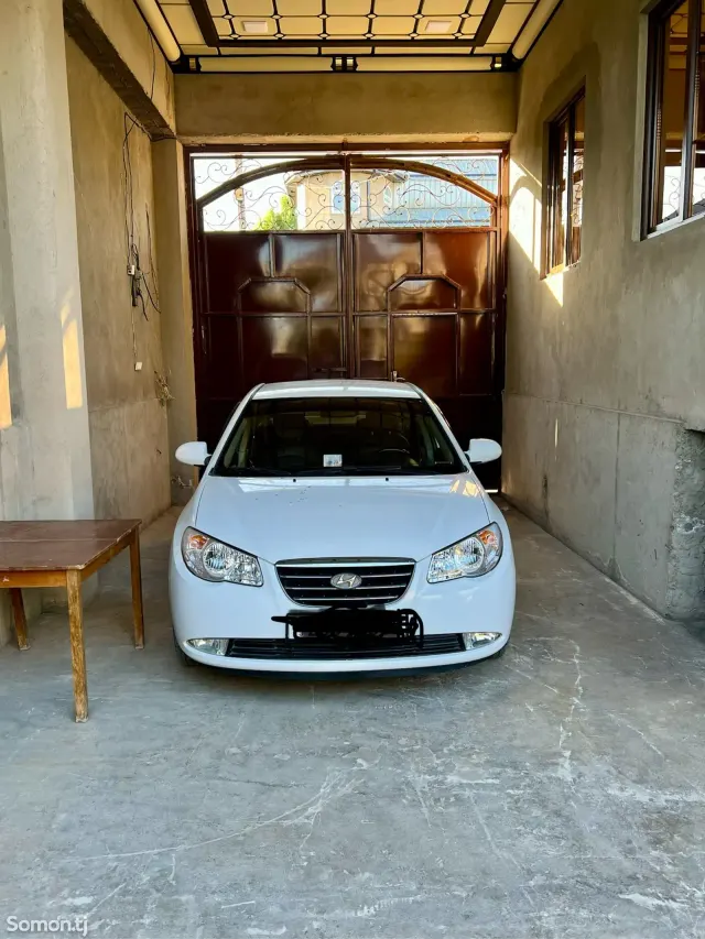 Hyundai Avante 2007 · 1.6 AT