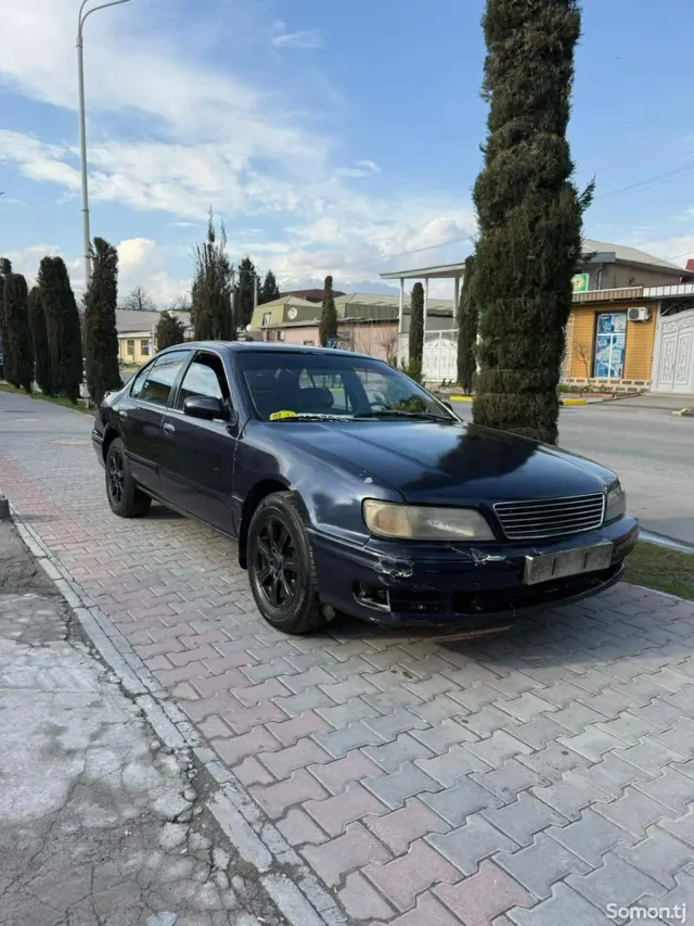 Nissan Maxima 1999 · 1.8 AT