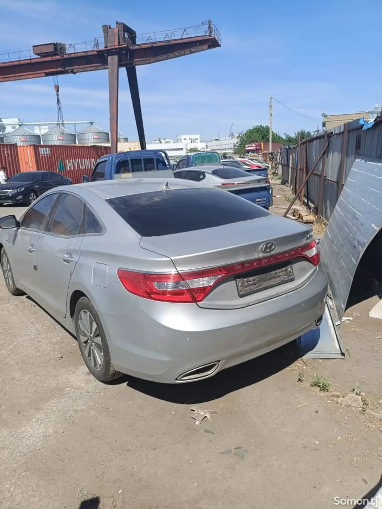 Hyundai Grandeur 2014 · 2.4 AT