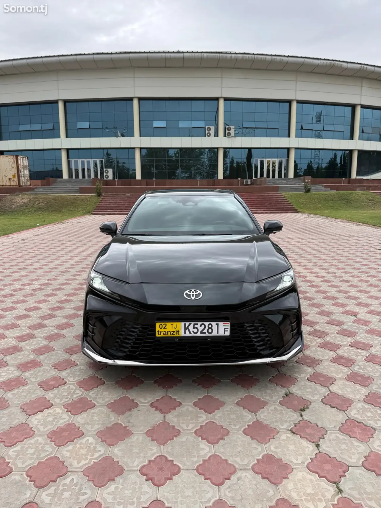 Toyota Camry 2025 · 2.0 AT