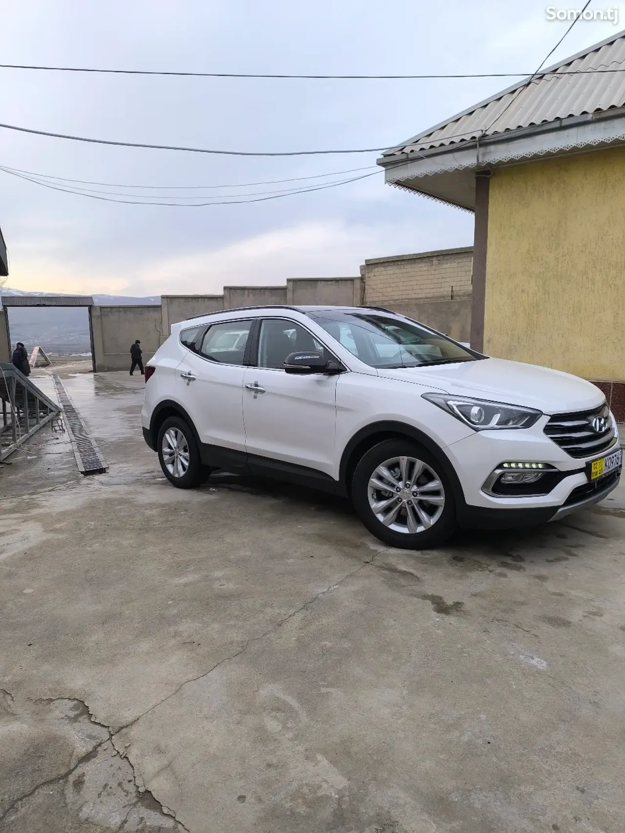 Hyundai Santa Fe 2016 · 2.0 AT