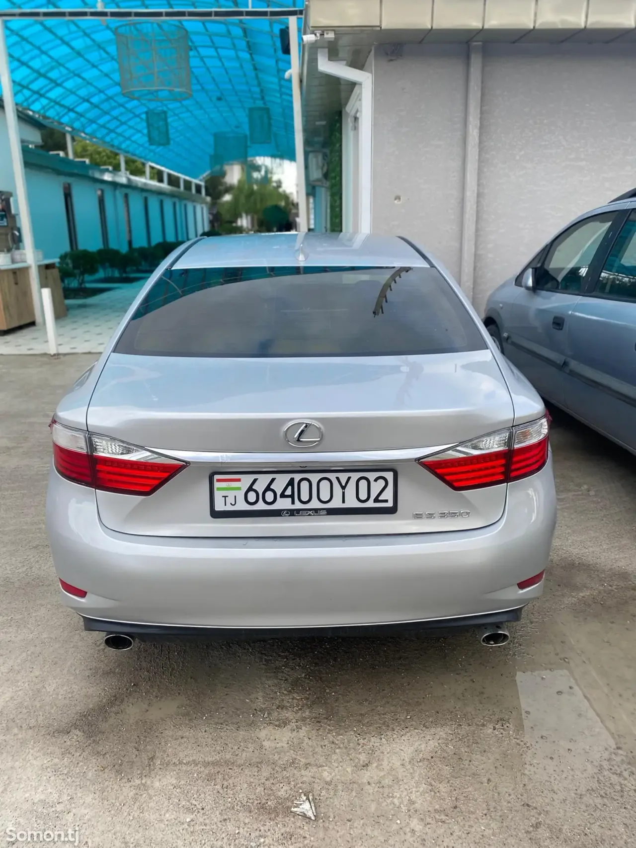 Lexus ES series 2015 · 3.5 AT