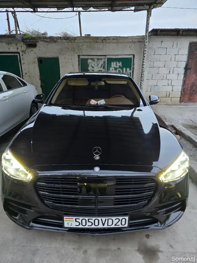 Mercedes-Benz S class 2008 · 5.5 AT