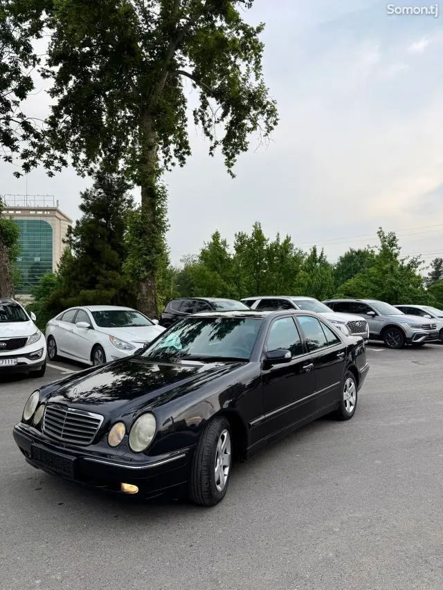 Mercedes-Benz E class 2001 · 2.3 AT