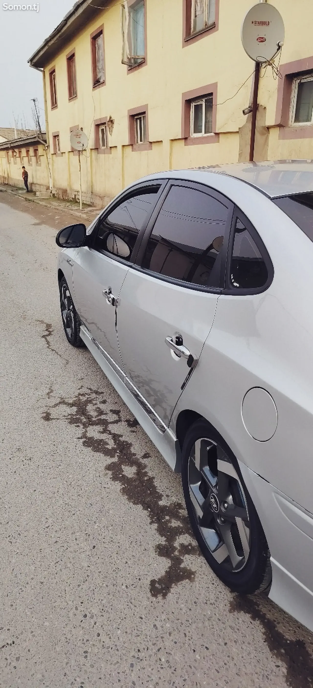 Hyundai Avante 2010 · 1.8 AT