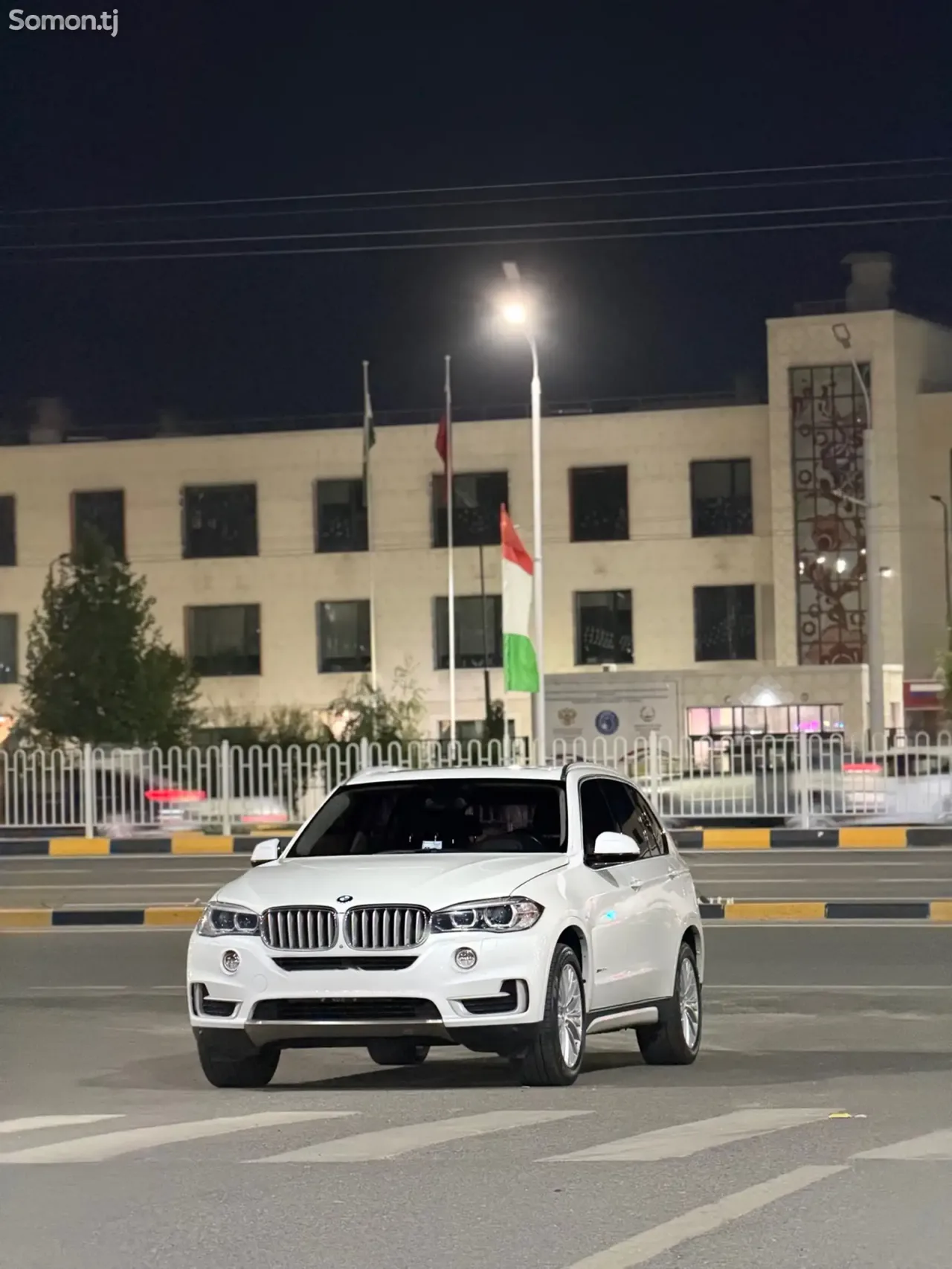 BMW X5 2015 · 3.0 AT