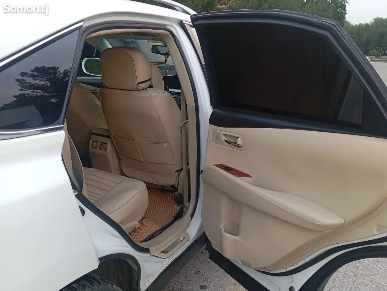 Lexus RX series 2010 · 3.5 AT