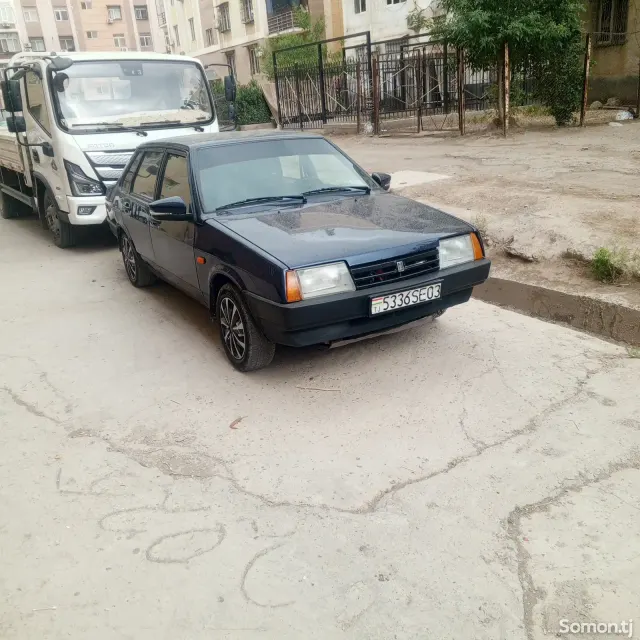 Lada (ВАЗ) 21099 2000 · 1.5 MT