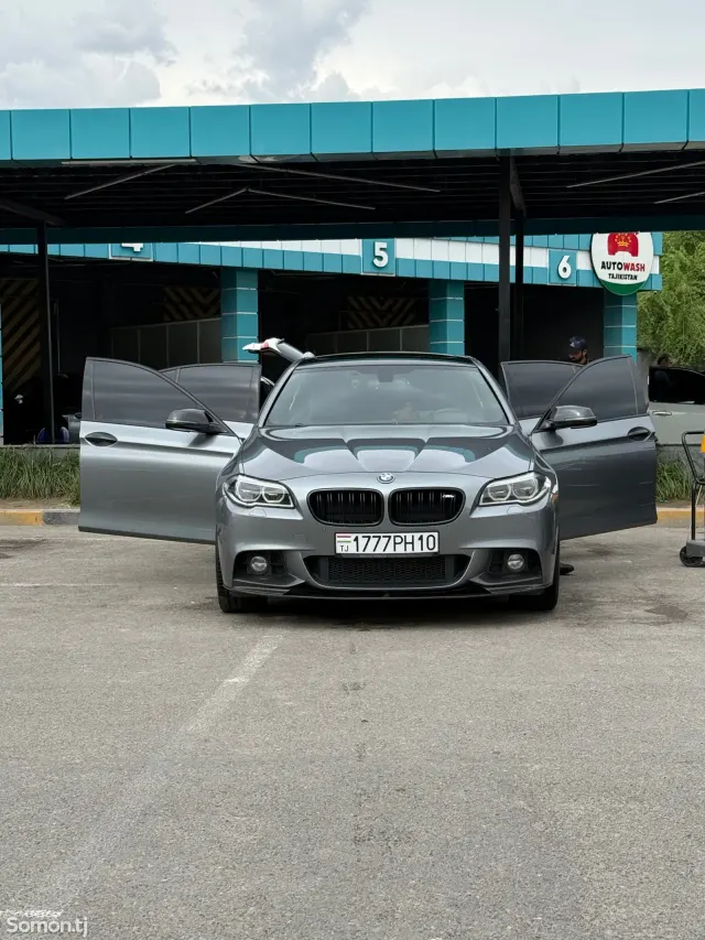 BMW 5 series 2015 · 3.0 AT