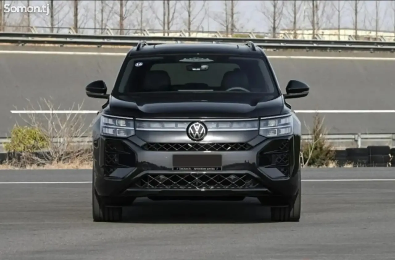 Volkswagen Touran 2025 · 2.0 AT