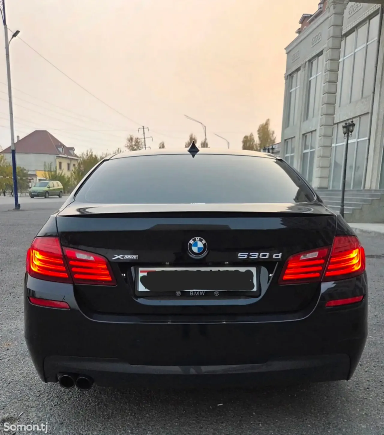 BMW 5 series 2016 · 3.0 AT