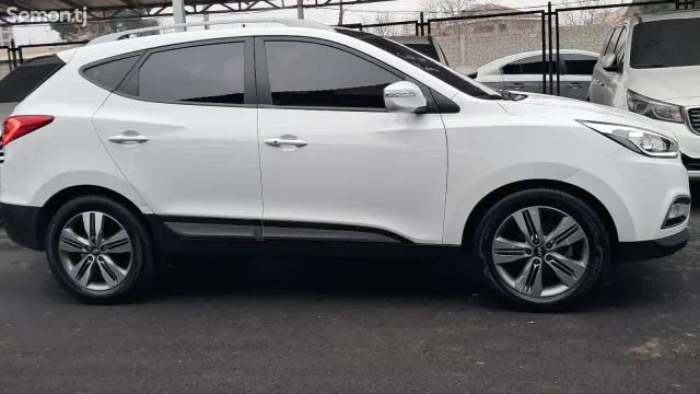 Hyundai Tucson 2014 · 2.0 AT