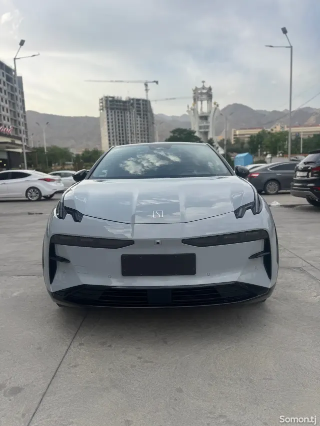 Zeekr X 2023 · AT