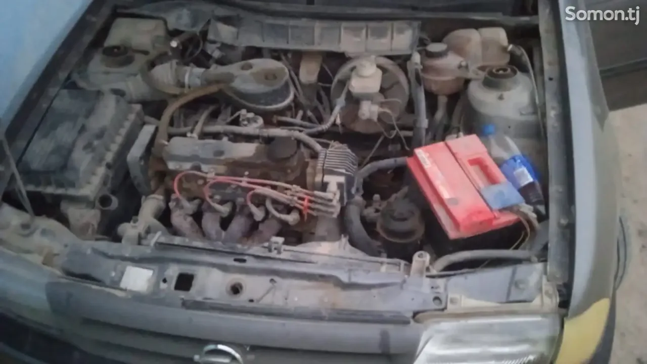 Opel Astra F 1994 · 1.6 MT