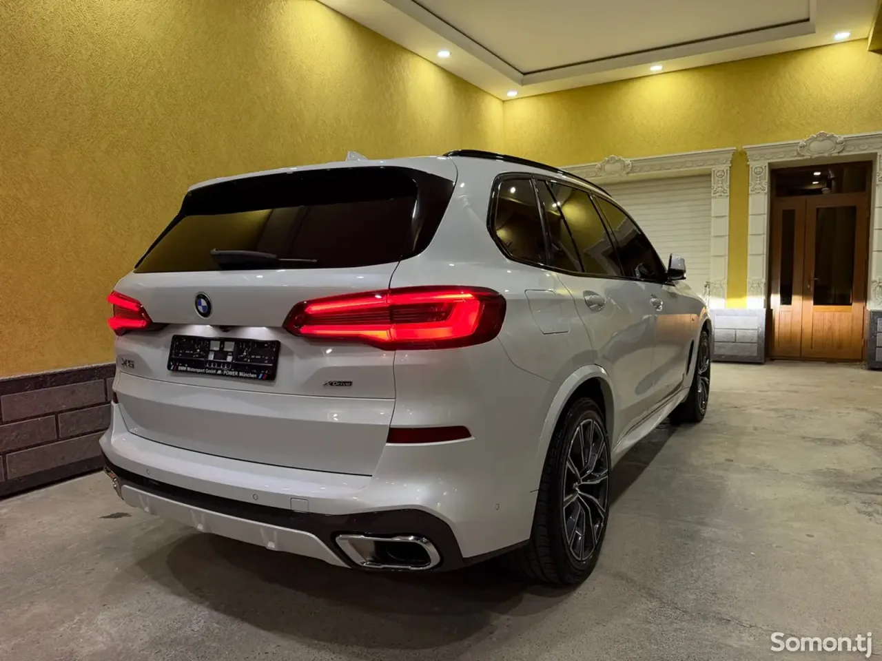 BMW X5 2020 · 3.0 AT