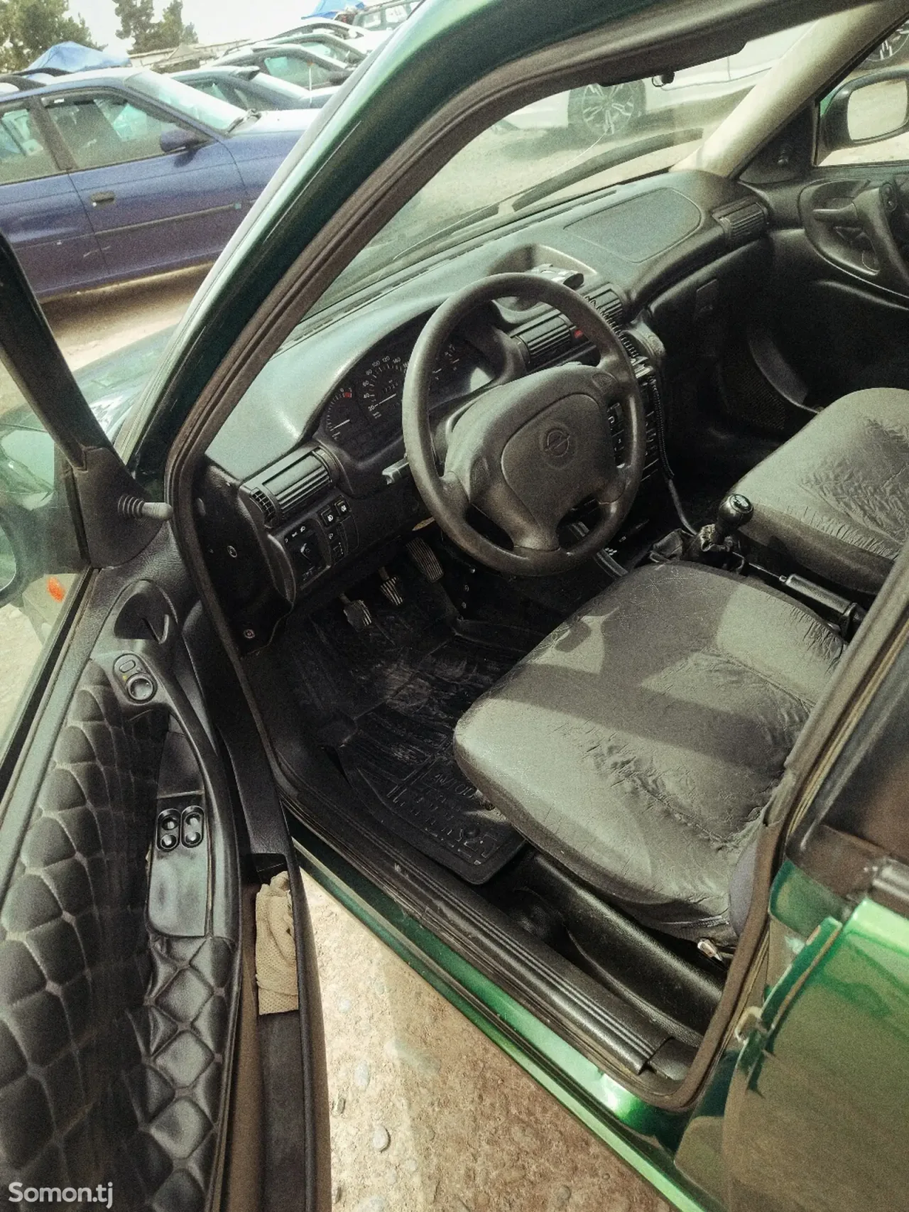 Opel Astra F 1998 · 1.6 MT