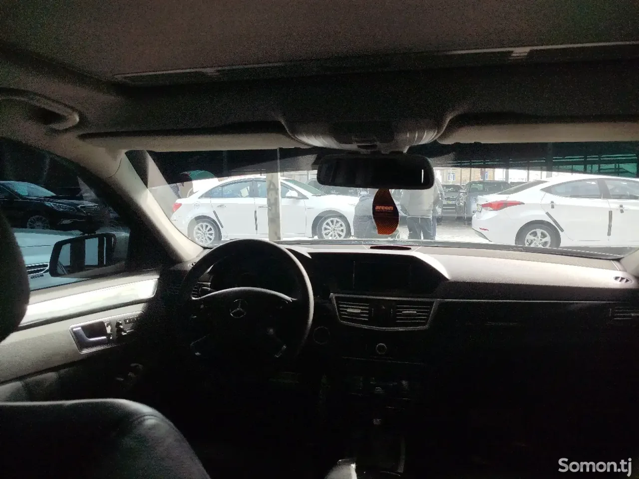 Mercedes-Benz E class 2011 · 2.0 AT