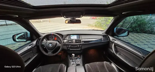 BMW X5 M 2011 · 4.0 AT
