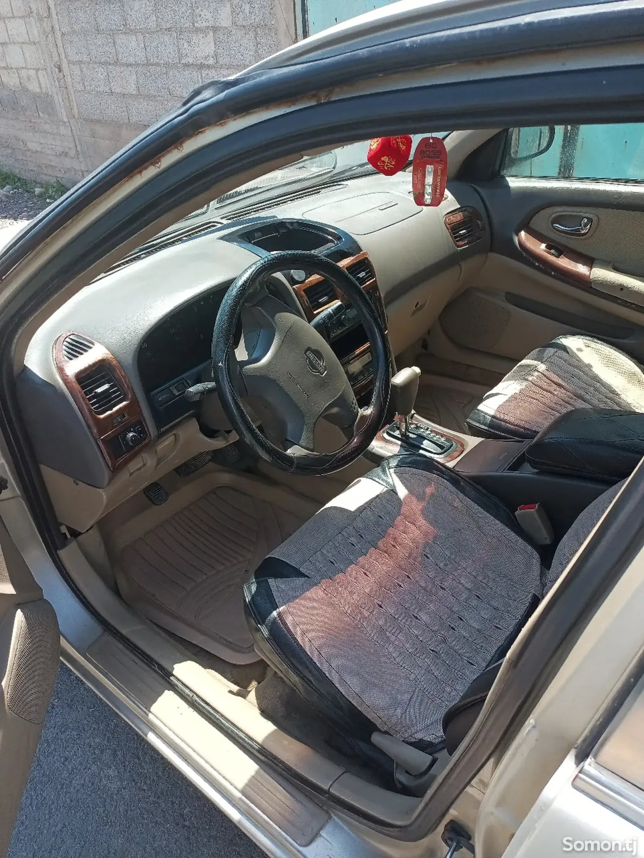 Nissan Cefiro 2001 · 2.0 AT