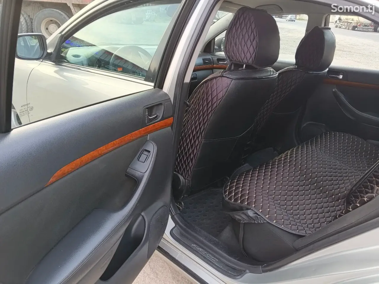 Toyota Avensis 2007 · 1.8 MT