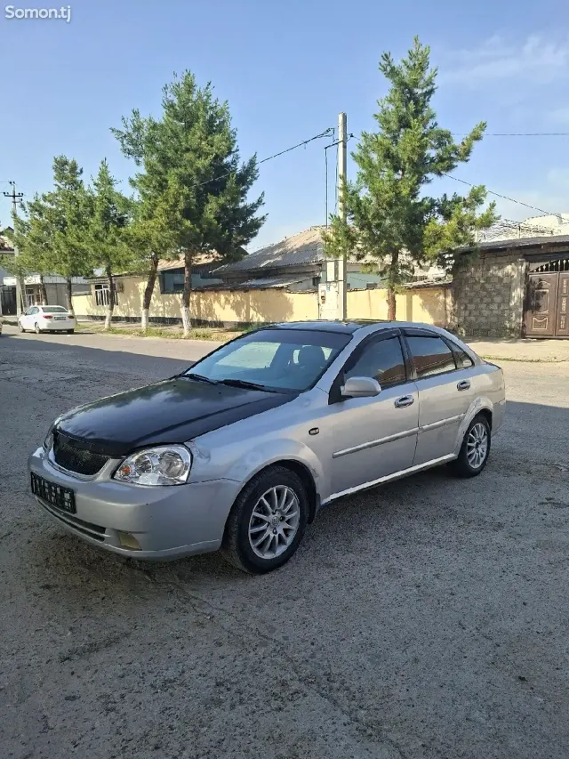 Daewoo Lacetti 2006 · 1.6 AT