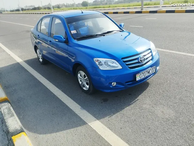 Toyota Corolla 2013 · 1.3 MT