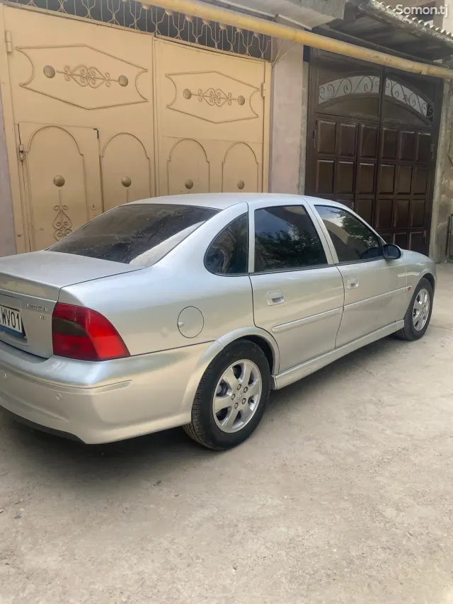 Opel Vectra B 2001 · 1.8 MT