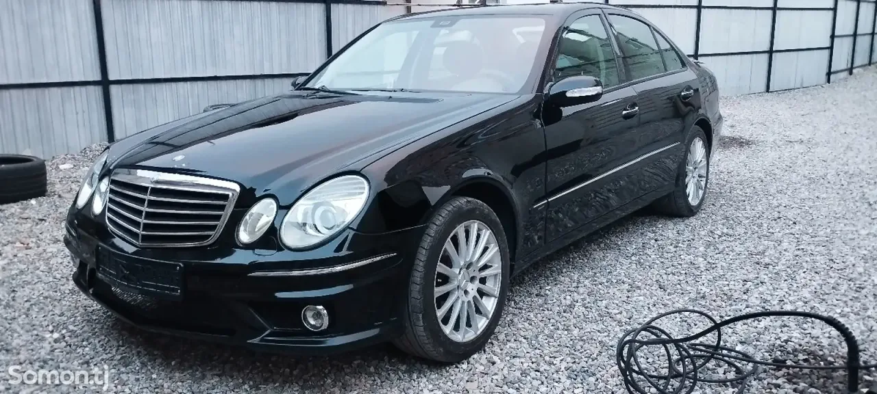 Mercedes-Benz E class 2007 · 3.5 AT