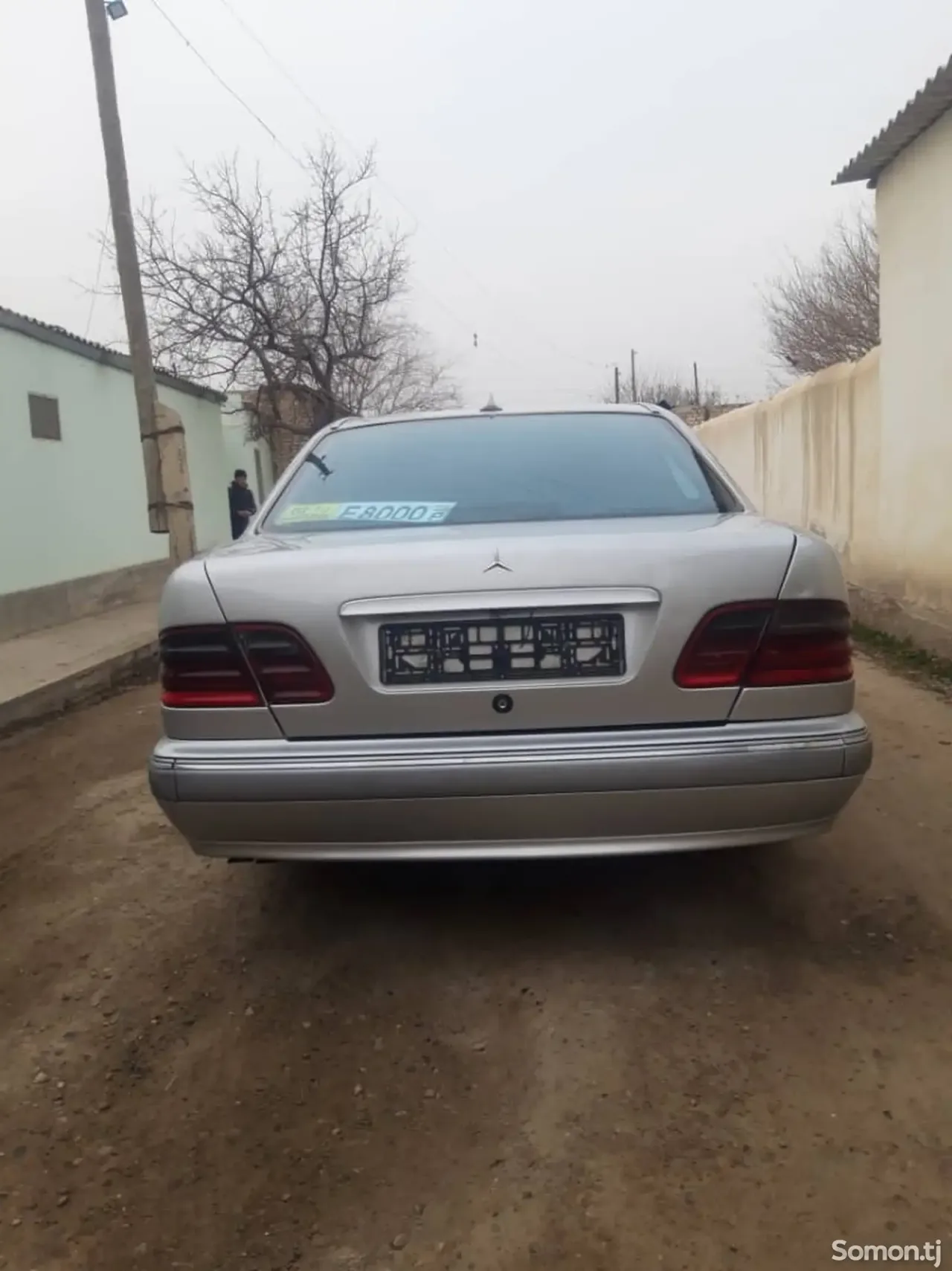 Mercedes-Benz E class 2000 · 3.2 AT